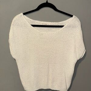 Moon & Madison Classic White Scoop Neck Sweater